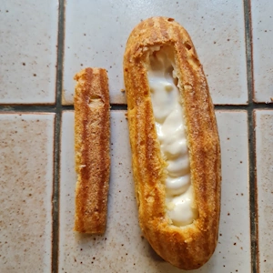 Eclair tiramisu