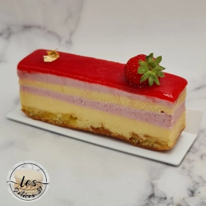 Gâteau pêche jaune et fraise