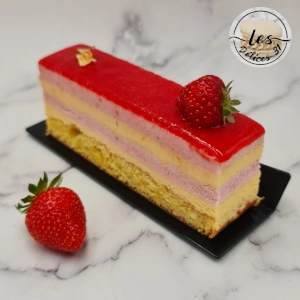 Gâteau pêche jaune et fraise