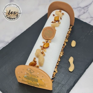 Bûche vanille cacahuète